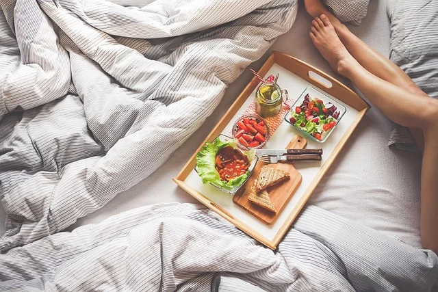 PFAS in Airline Food Packaging: Safe Travel Eating