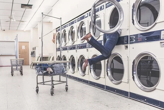 PFAS in Dryer Sheets: Safe Fabric Softener Alternatives