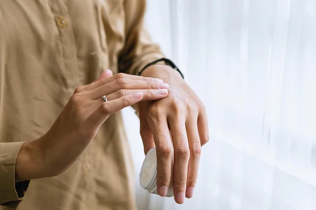PFAS Free Hand Cream: Moisturizers Without Forever Chemicals