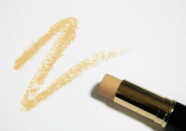 PFAS in Foundation: How to Choose Safer Makeup