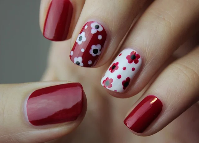 PFAS Free Nail Polish: Non-Toxic Options for Every Shade